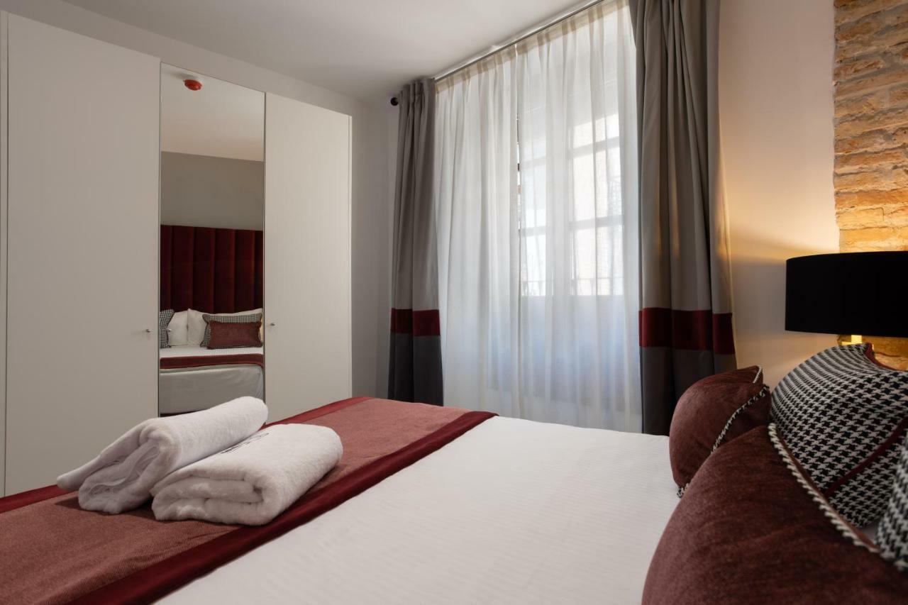 Bibo Suites Plaza Nueva Гранада Екстериор снимка